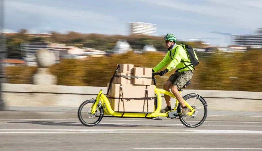 article - hottechbike.jpeg
